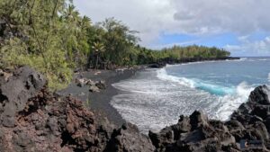 Top 15 Best Hawaii Nude Beaches You Can't Miss In 2025