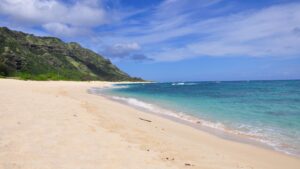 Top 15 Best Hawaii Nude Beaches You Can't Miss In 2025