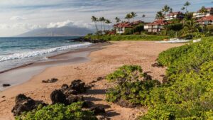 Top 15 Best Hawaii Nude Beaches You Can't Miss In 2025