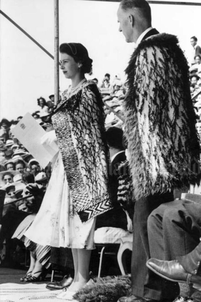 Queen Elizabeth Has a 75 Year Old Korowai - New Zealand Traditional Dress Queen Elizabeth Has a 75 Year Old Korowai - New Zealand Traditional Dress