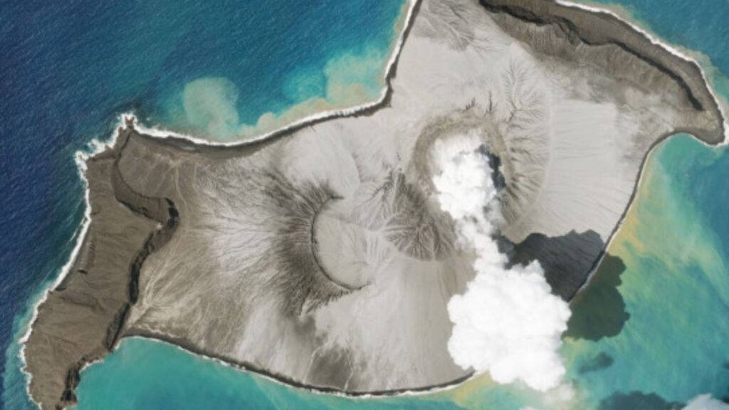 Hunga Tonga–Hunga Haʻapai - tongan people Satellite view of the 2022 Hunga Tonga–Hunga Haʻapai volcanic eruption in the South Pacific