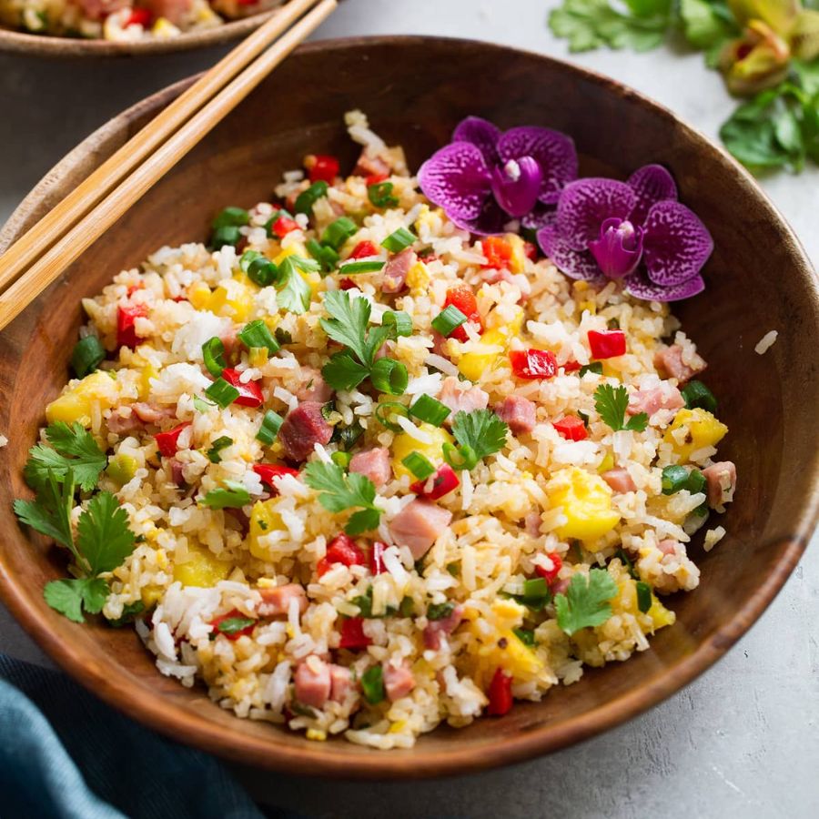 Fried rice in Hawaiian style