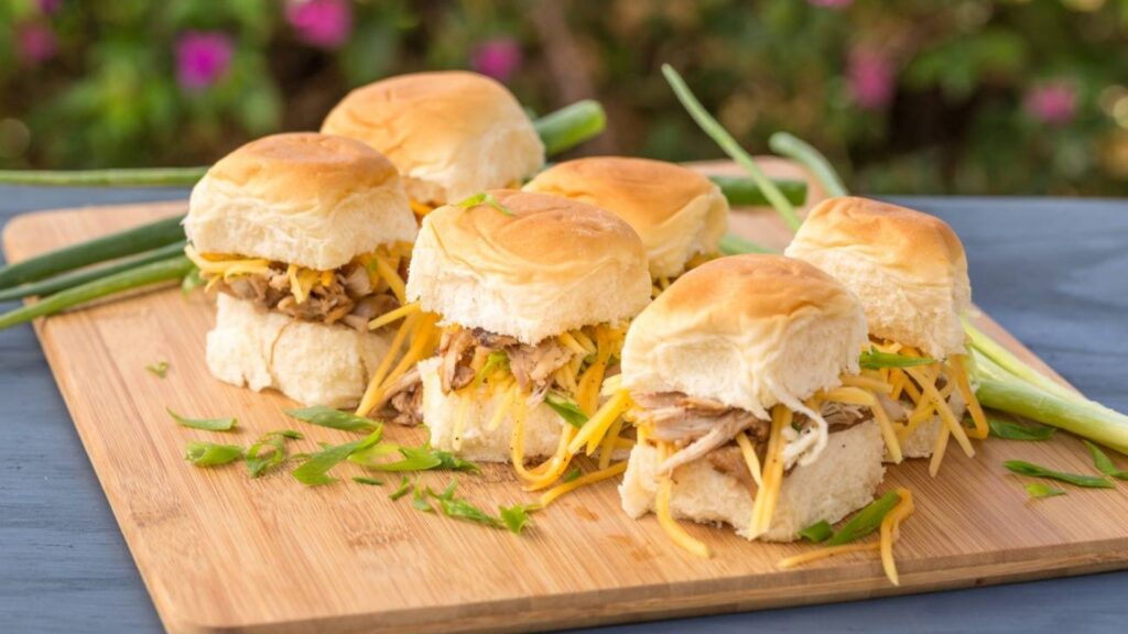 Kalua pork sliders