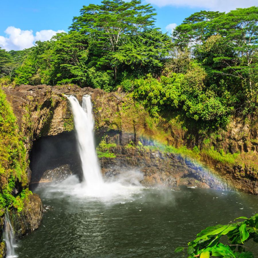 Rainbow Falls in Big Island